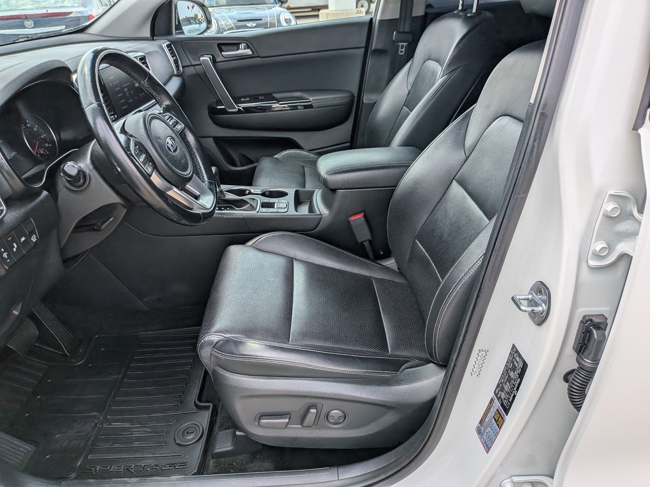 Used 2021 Kia Sportage EX w/ EX Technology Package AWD/4WD image 25