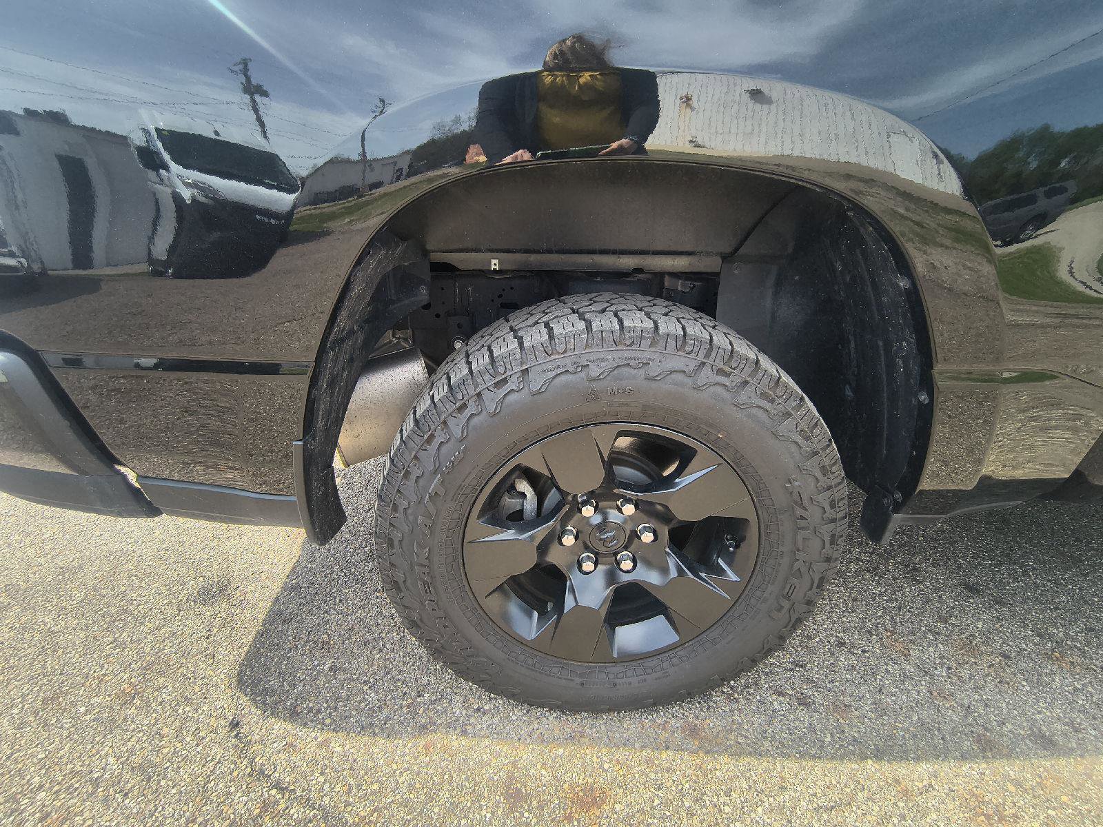 Used 2025 RAM 1500 Tradesman w/ Night Edition AWD/4WD image 34