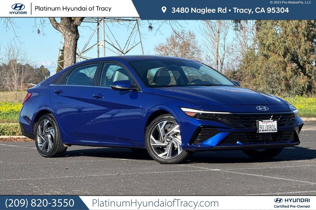 Used 2025 Hyundai Elantra Limited image 1