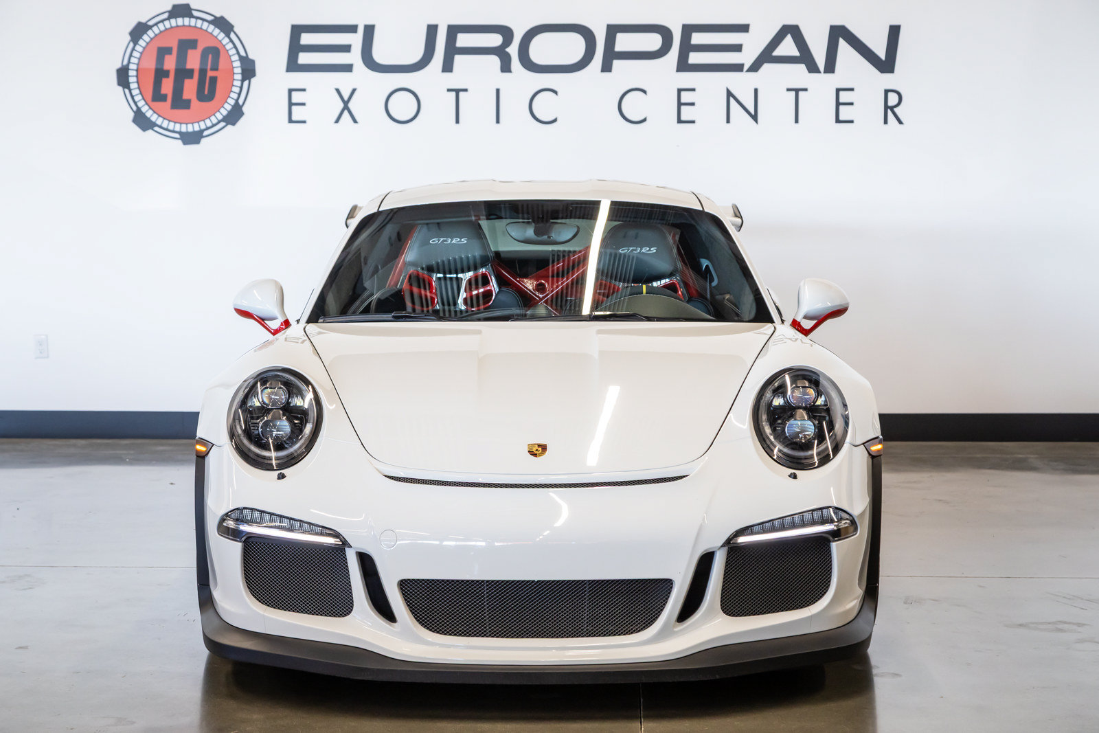 Used 2016 Porsche 911 GT3 RS RWD image 3