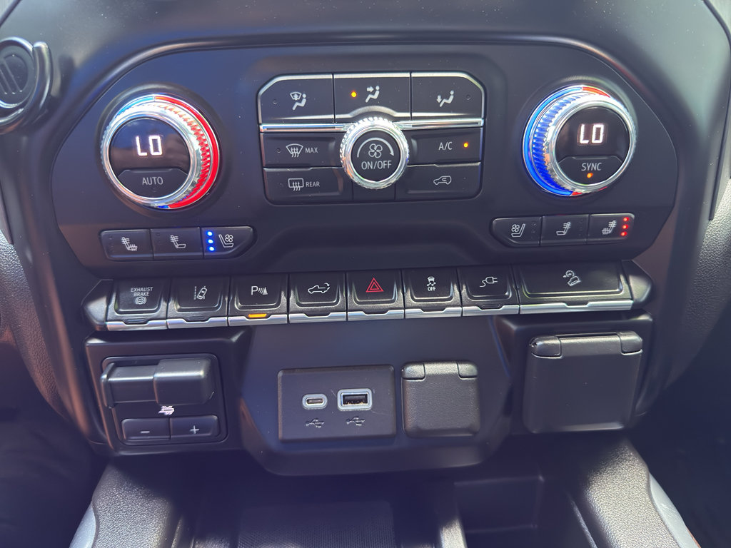 Used 2022 GMC Sierra 2500 Denali AWD/4WD image 38