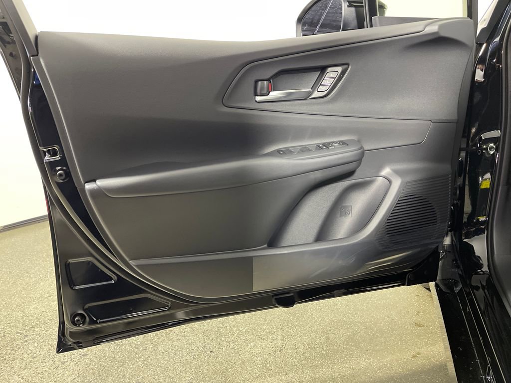 New 2026 Toyota Prius Plug-In Hybrid FWD image 17