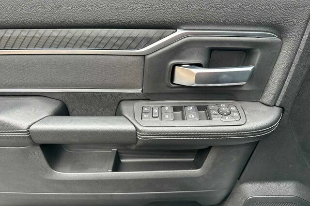New 2026 RAM 2500 Big Horn AWD/4WD image 8