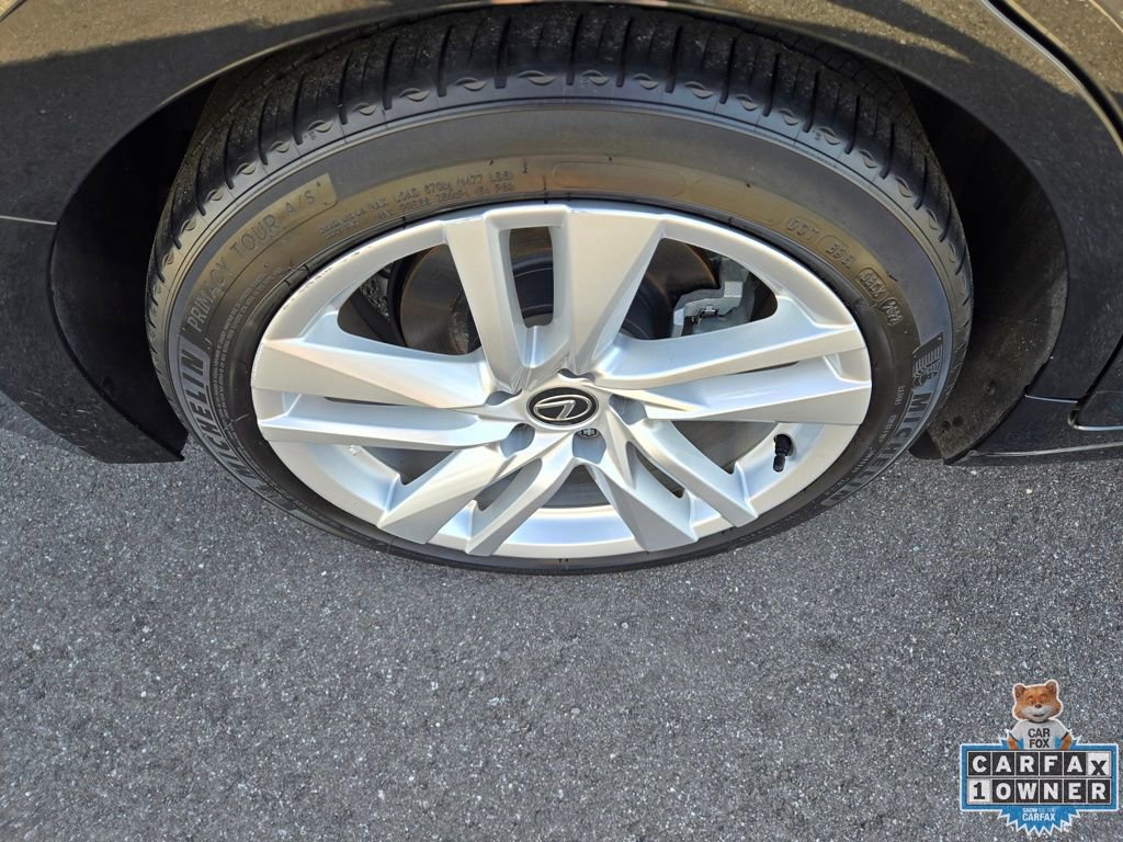 Used 2024 Lexus IS 300 w/ Comfort Package image 13