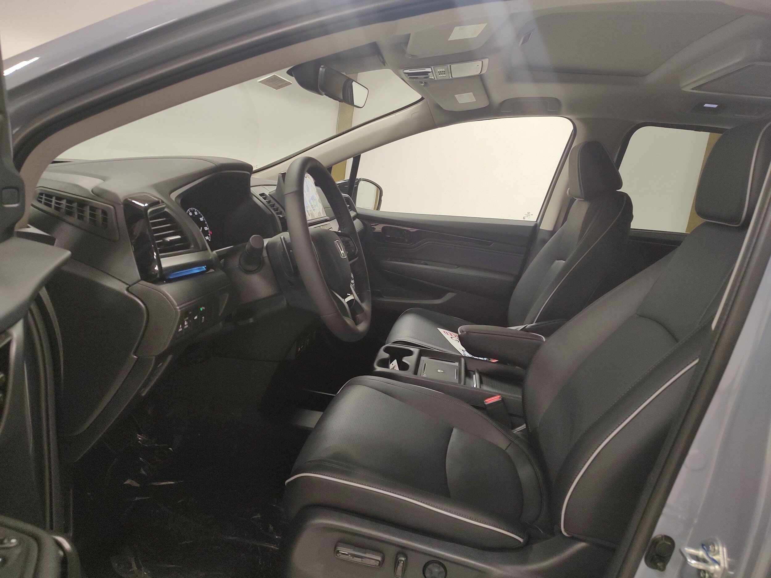 New 2026 Honda Odyssey Elite image 9