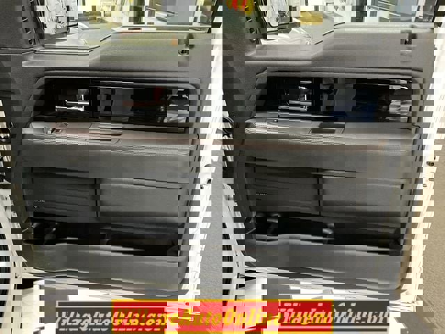 Used 2013 Ford F150 Limited image 37