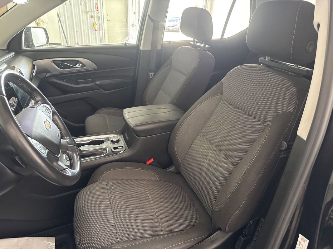 Used 2018 Chevrolet Traverse LT AWD/4WD image 9