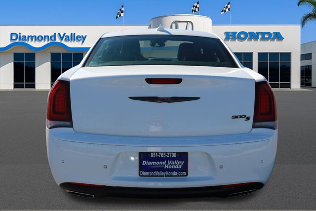 Used 2022 Chrysler 300 S image 5