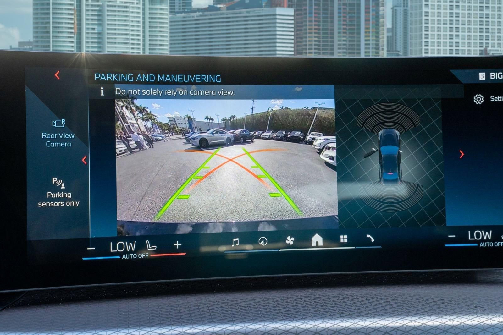 Used 2025 BMW M240i xDrive Coupe image 30