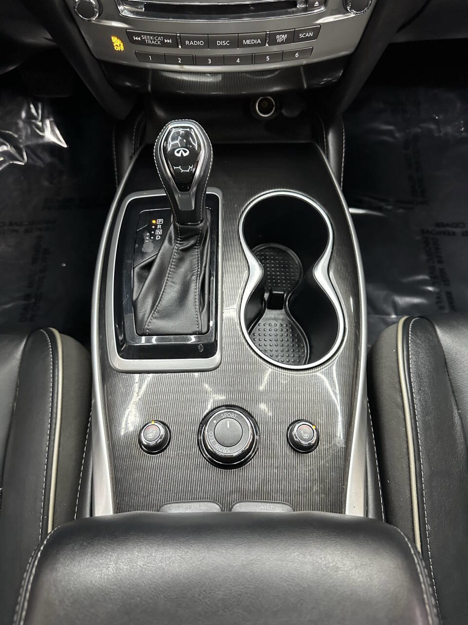 Used 2019 INFINITI QX60 Luxe w/ Essential Package image 29