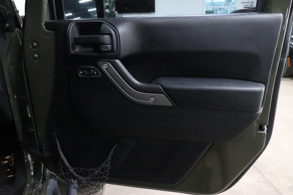 Used 2015 Jeep Wrangler Unlimited Sport w/ Quick Order Package 24S image 23