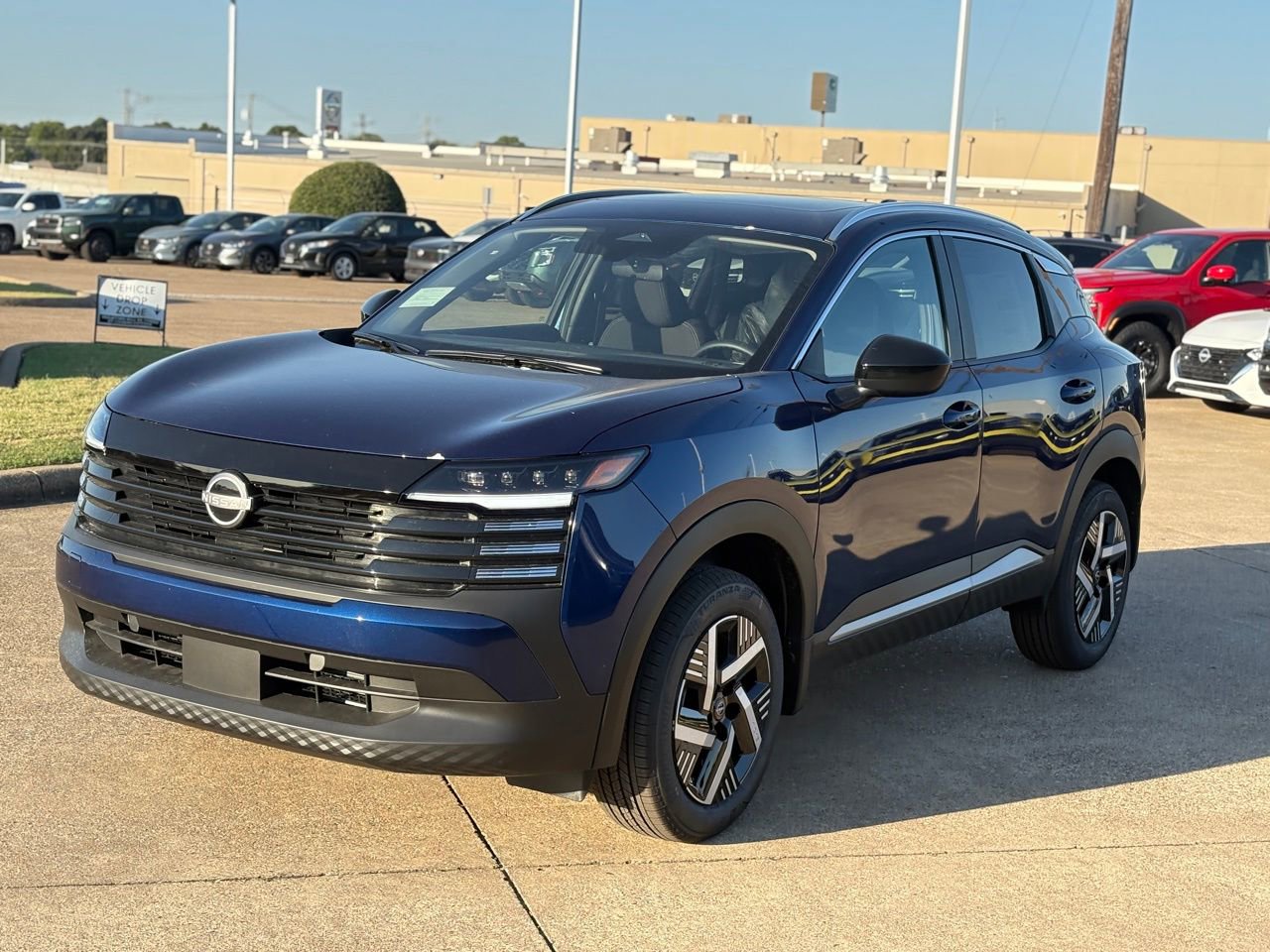 New 2026 Nissan Kicks SV w/ SV Premium Package FWD image 2