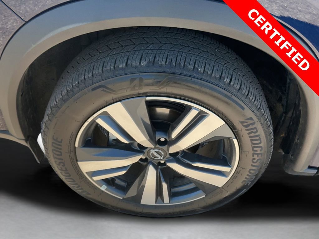 Certified 2026 Nissan Rogue SL AWD/4WD image 9