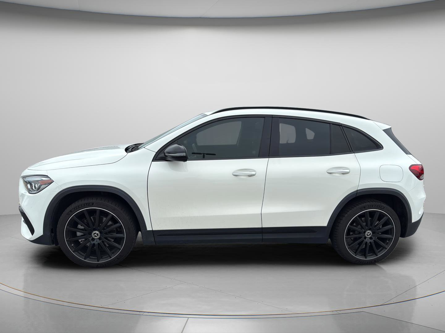 Used 2022 Mercedes-Benz GLA 250 image 4