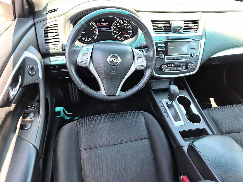 Used 2017 Nissan Altima 2.5 SV FWD image 29