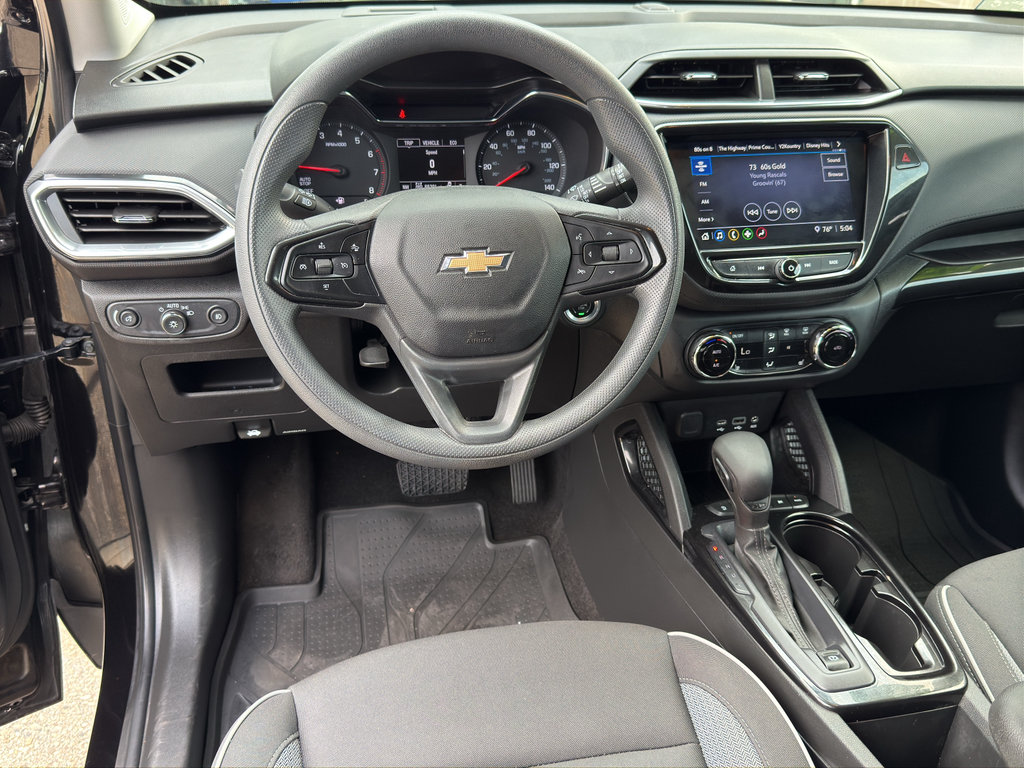 Used 2022 Chevrolet TrailBlazer LT w/ Convenience Package AWD/4WD image 13