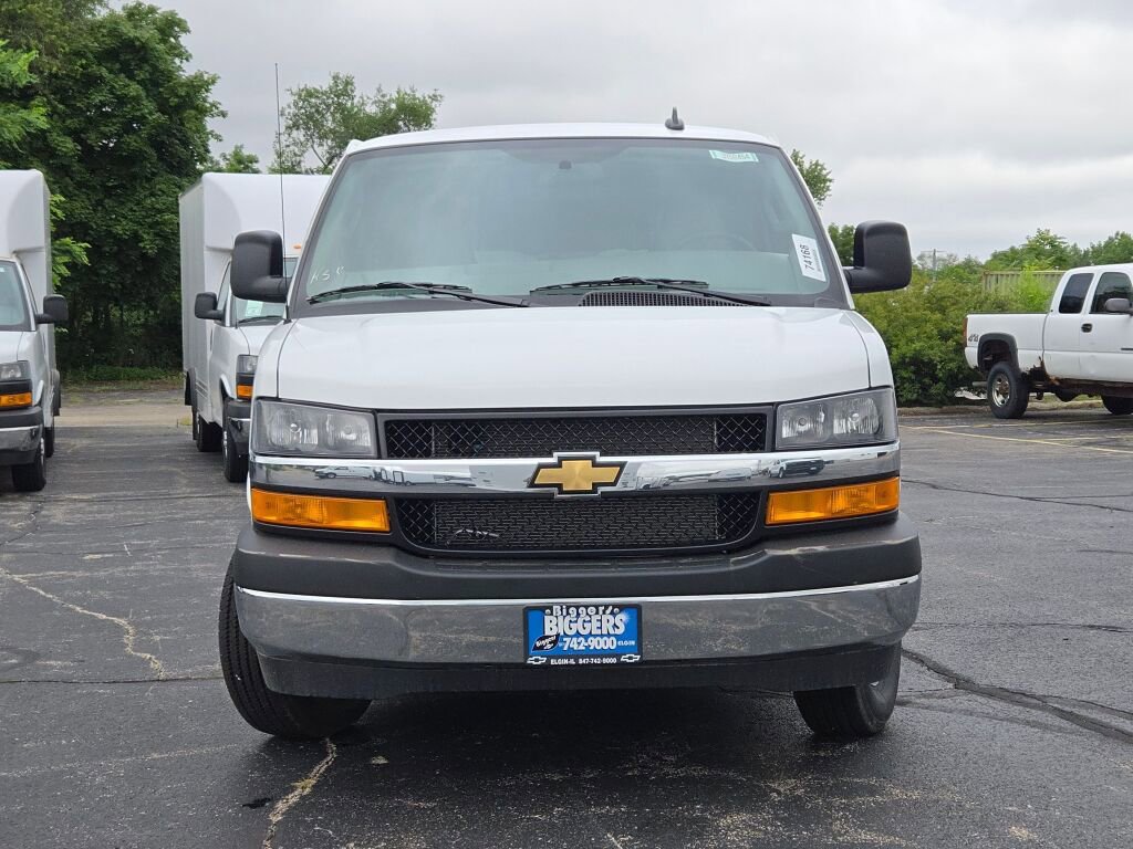 New 2025 Chevrolet Express 2500 w/ Driver Convenience Package image 4