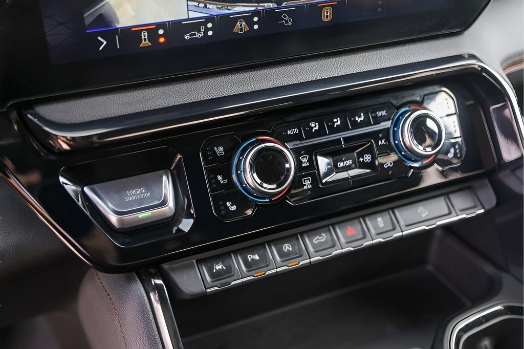 Used 2025 GMC Sierra 1500 AT4 image 21