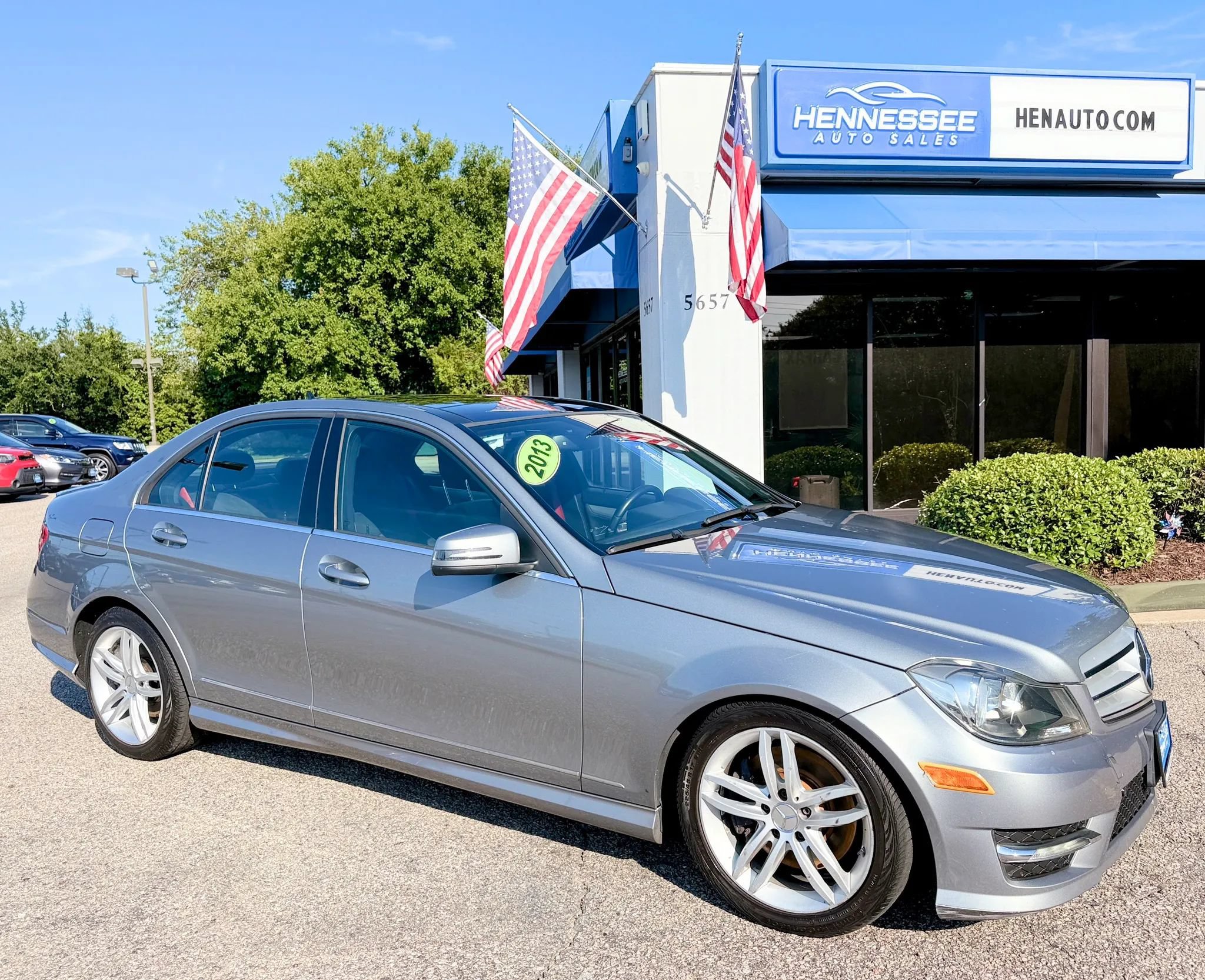 Used 2013 Mercedes-Benz C 300 4MATIC Sedan w/ Multimedia Pkg image 4