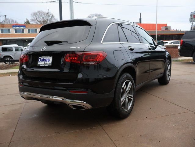 Used 2020 Mercedes-Benz GLC 300 4MATIC w/ Premium Package image 9