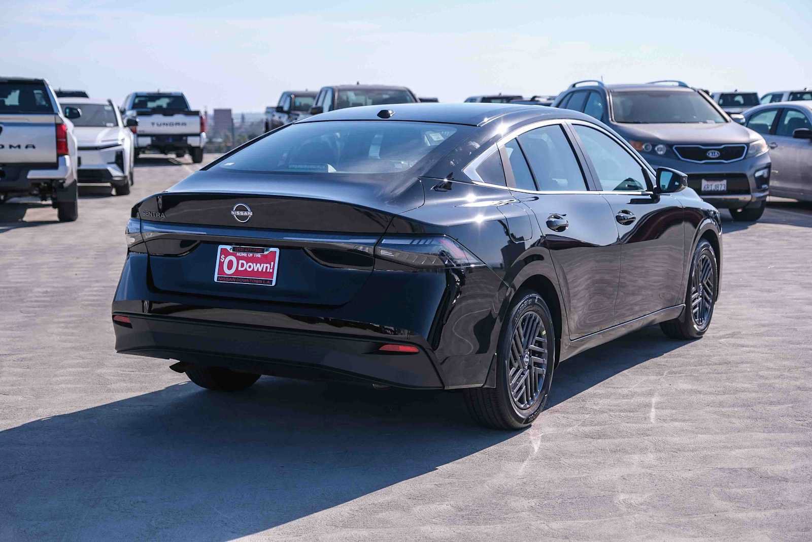Used 2026 Nissan Sentra SV w/ SV Convenience Package FWD image 4