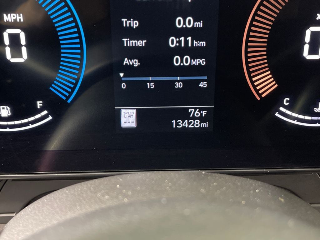 Certified 2025 Hyundai Kona SEL FWD image 21