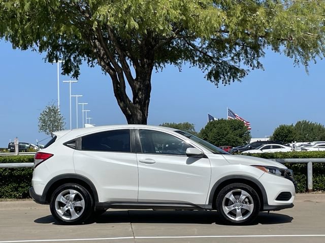 Certified 2021 Honda HR-V LX image 3