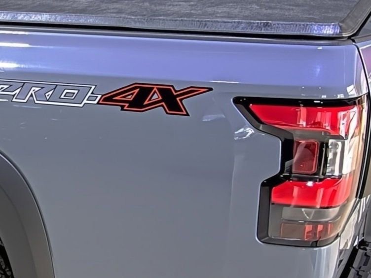 New 2026 Nissan Frontier PRO-4X w/ Pro Premium Package AWD/4WD image 10