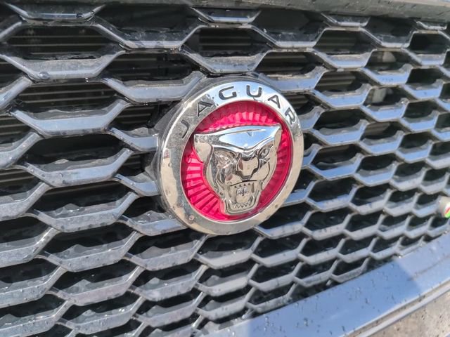 Used 2020 Jaguar E-PACE R-Dynamic S image 16