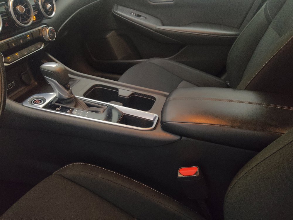 Used 2025 Nissan Sentra SV FWD image 26