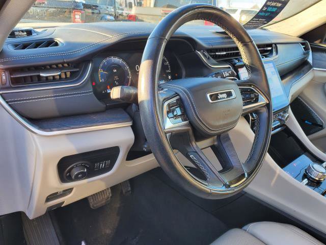 Used 2022 Jeep Grand Cherokee Overland w/ Adv Protech Group III AWD/4WD image 9