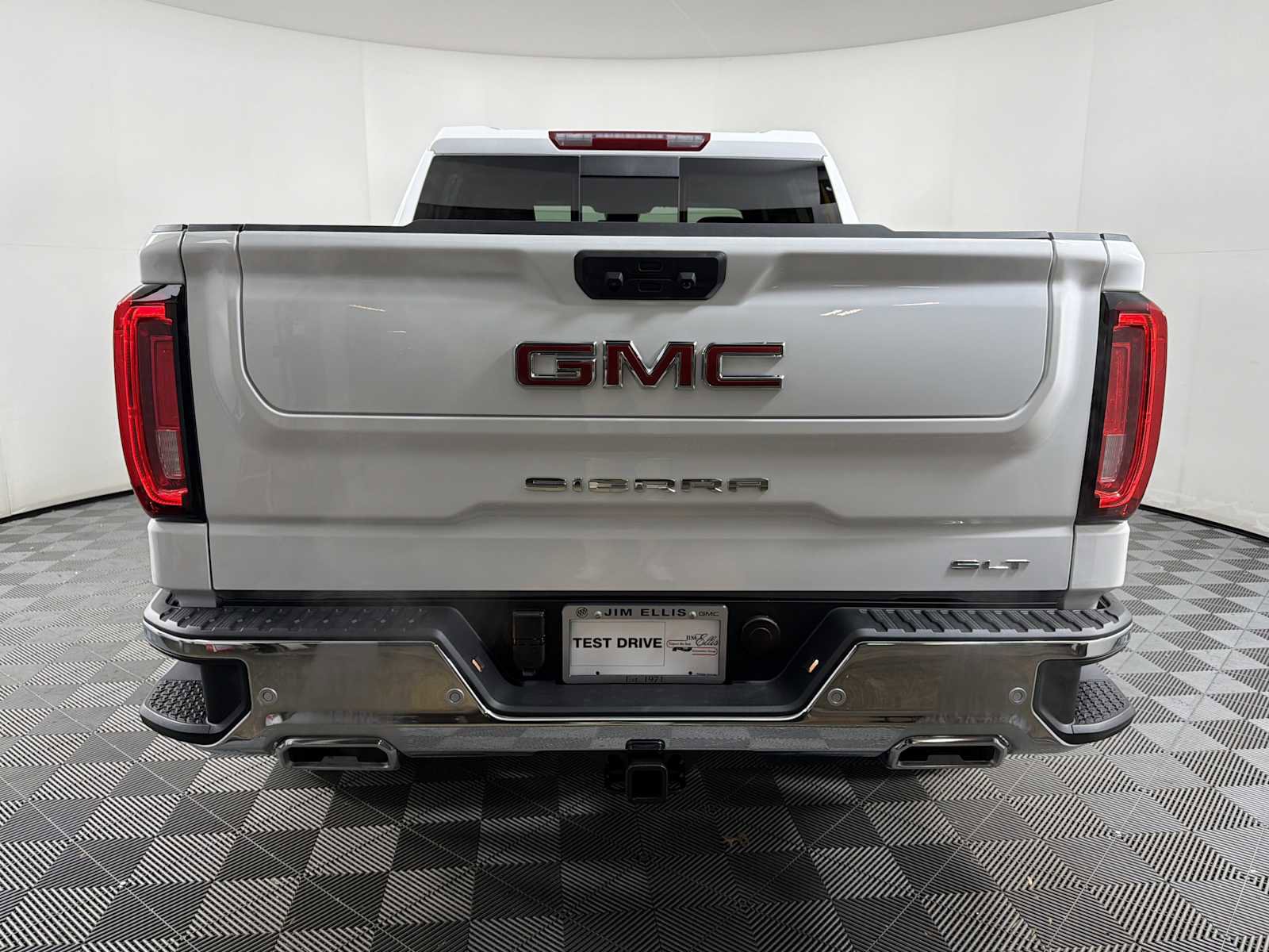 New 2026 GMC Sierra 1500 SLT w/ SLT Premium Plus Package AWD/4WD image 10