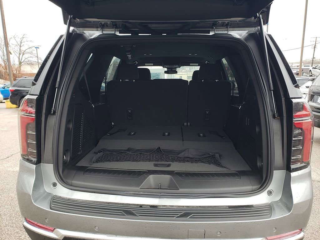 Used 2025 Chevrolet Tahoe LS image 16
