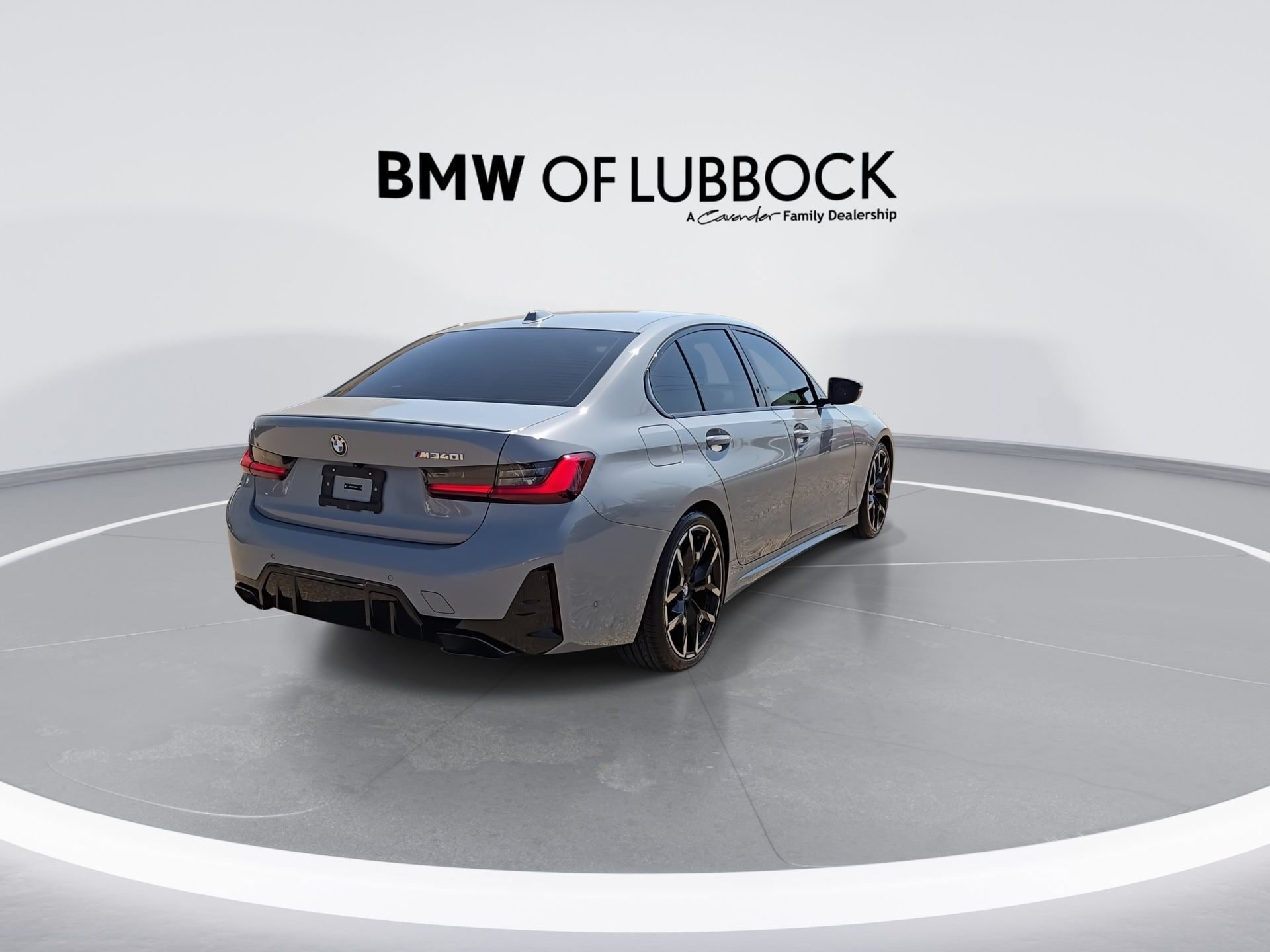 Used 2025 BMW M340i RWD image 8
