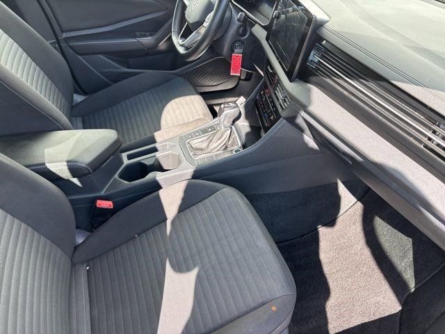 Used 2025 Volkswagen Jetta S image 34