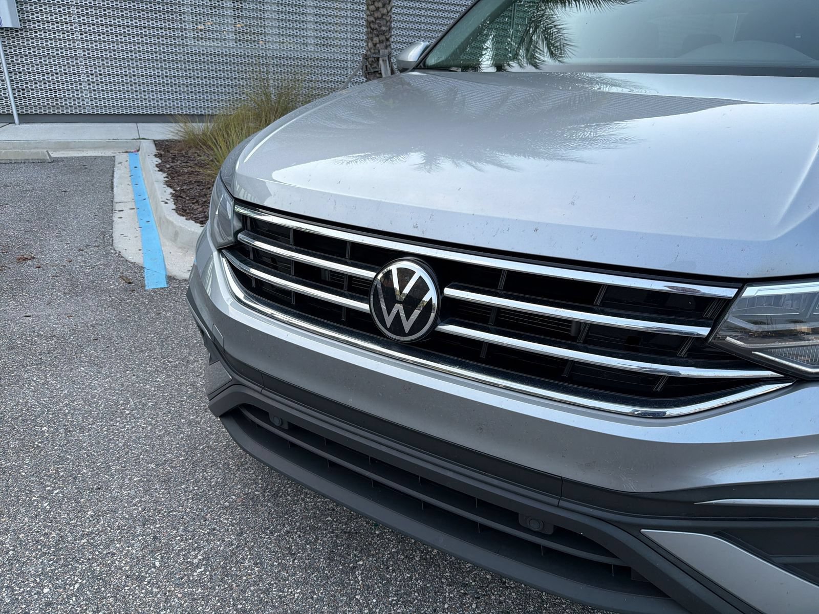 Used 2024 Volkswagen Tiguan S FWD image 9