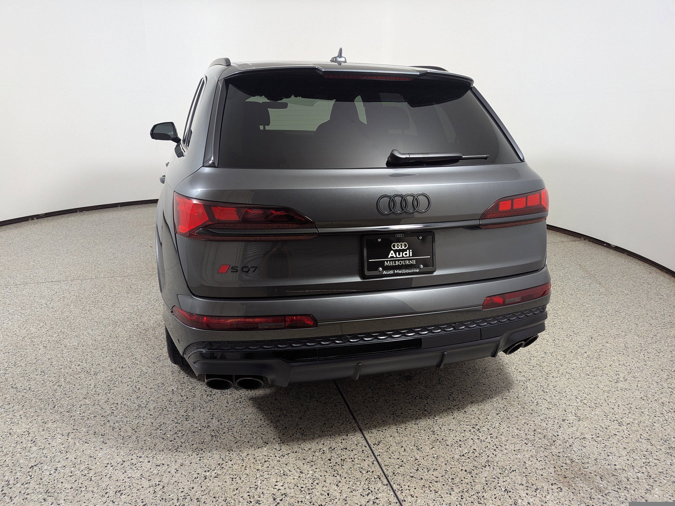 New 2025 Audi SQ7 Prestige image 5