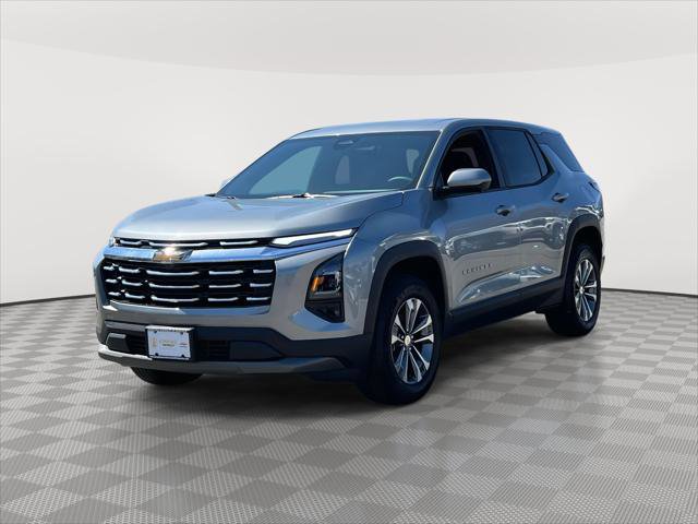 Used 2025 Chevrolet Equinox LT w/ Safety and Technology Package image 3