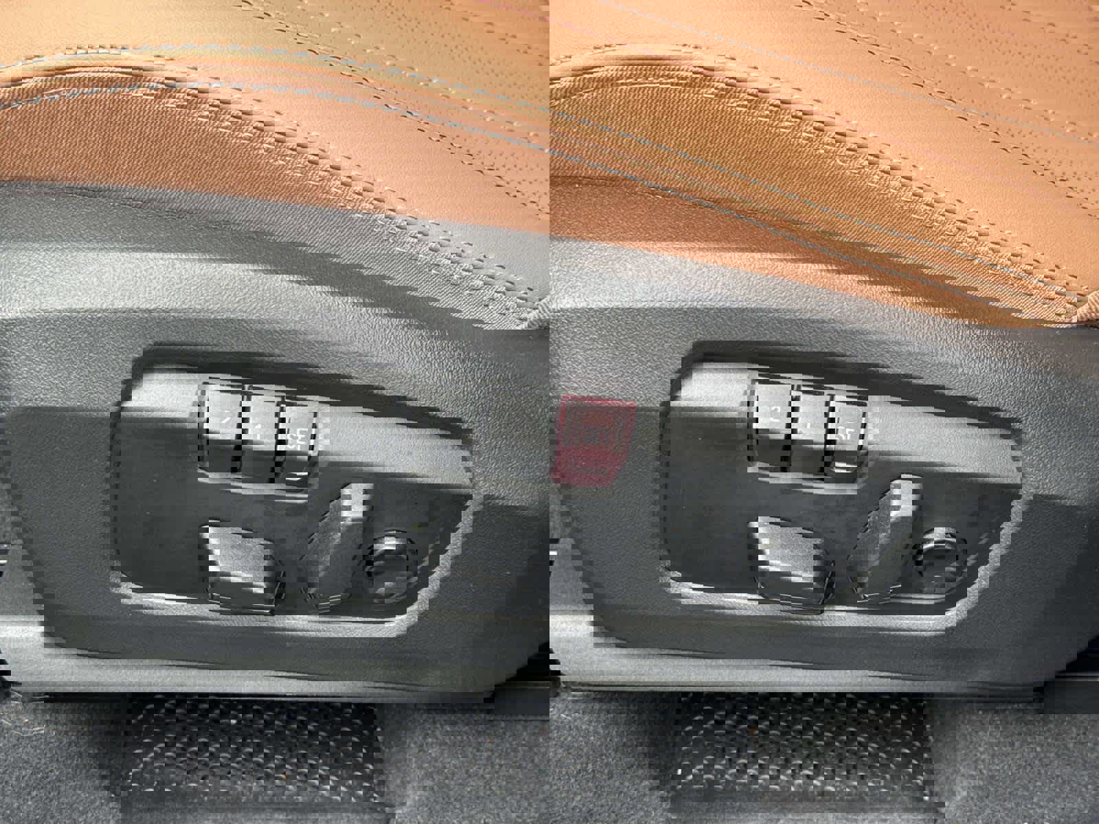 Certified 2025 MINI Cooper Countryman S w/ Comfort Package Max image 21