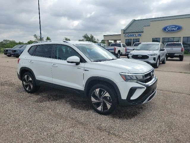 Used 2023 Volkswagen Taos SE AWD/4WD image 17