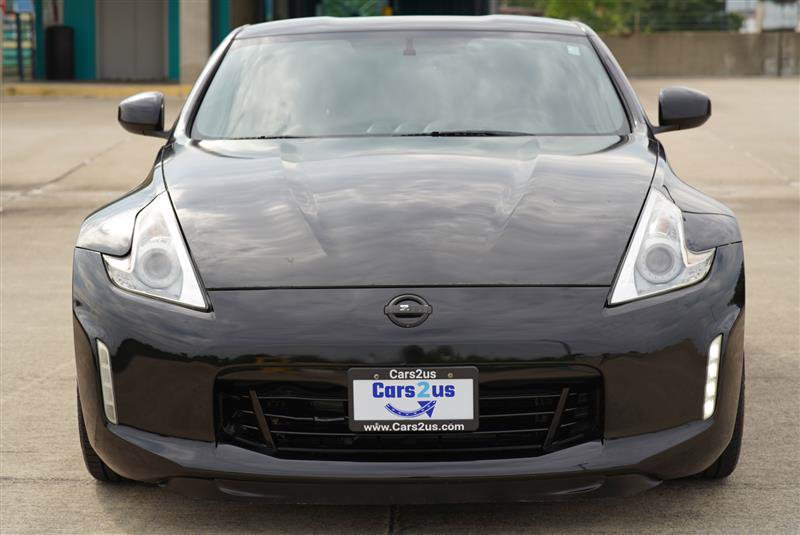 Used 2014 Nissan 370Z Touring w/ Sport Package RWD image 8