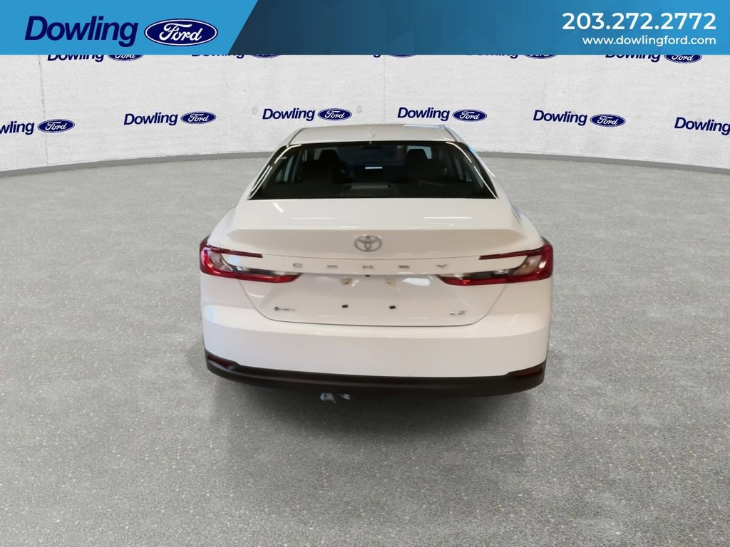 Used 2025 Toyota Camry LE image 7