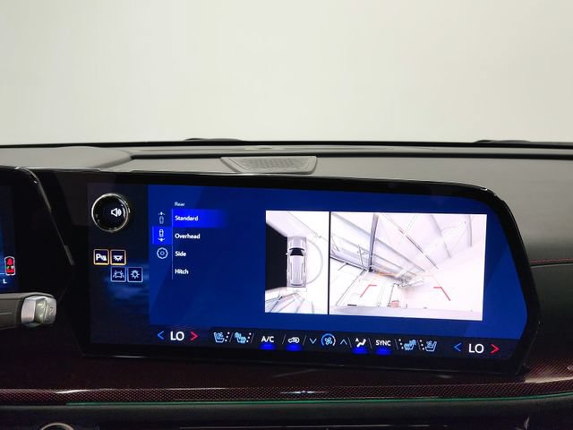 New 2026 Chevrolet Traverse RS w/ LPO, Floor Liner Package FWD image 23