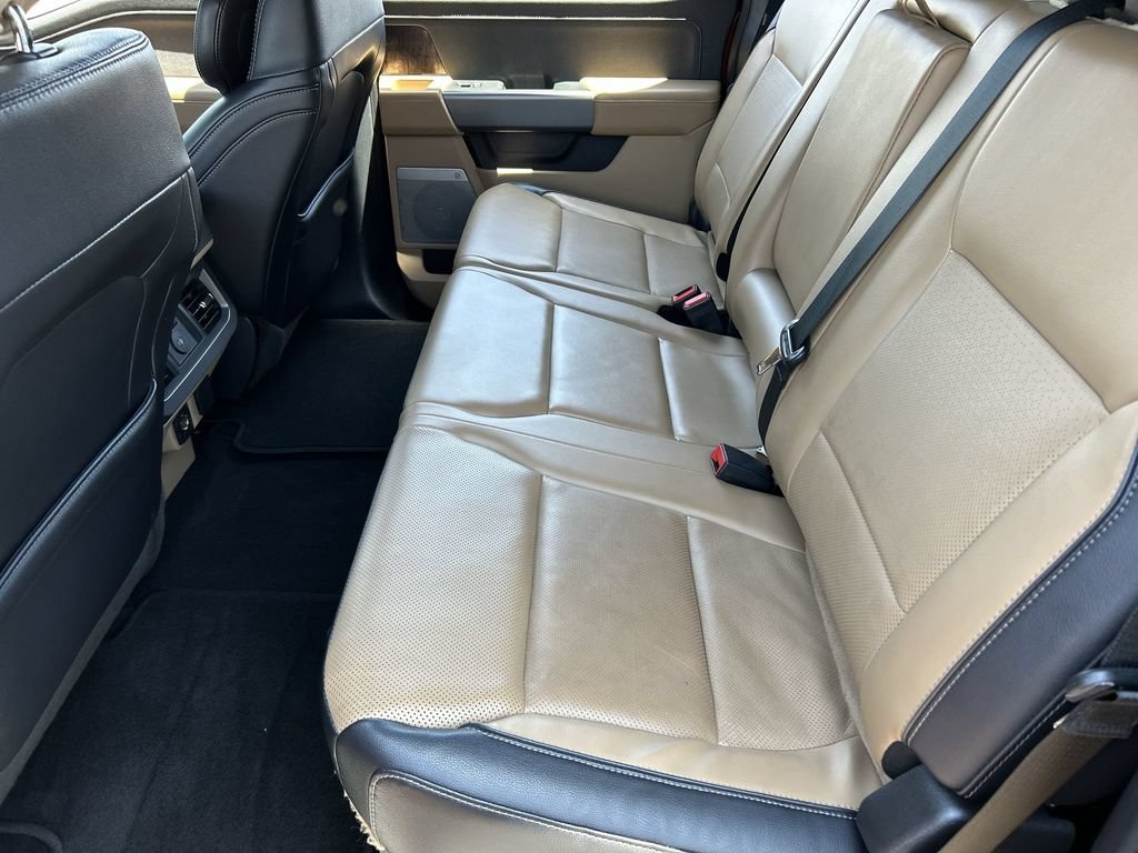 Used 2023 Ford F250 Lariat w/ Lariat Ultimate Package AWD/4WD image 26