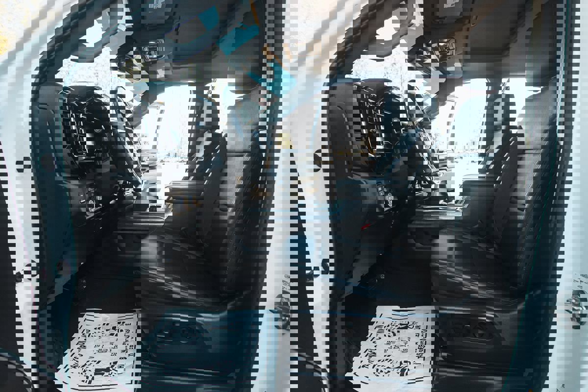 Used 2024 Chevrolet Silverado 2500 LTZ w/ LTZ Convenience Package image 14