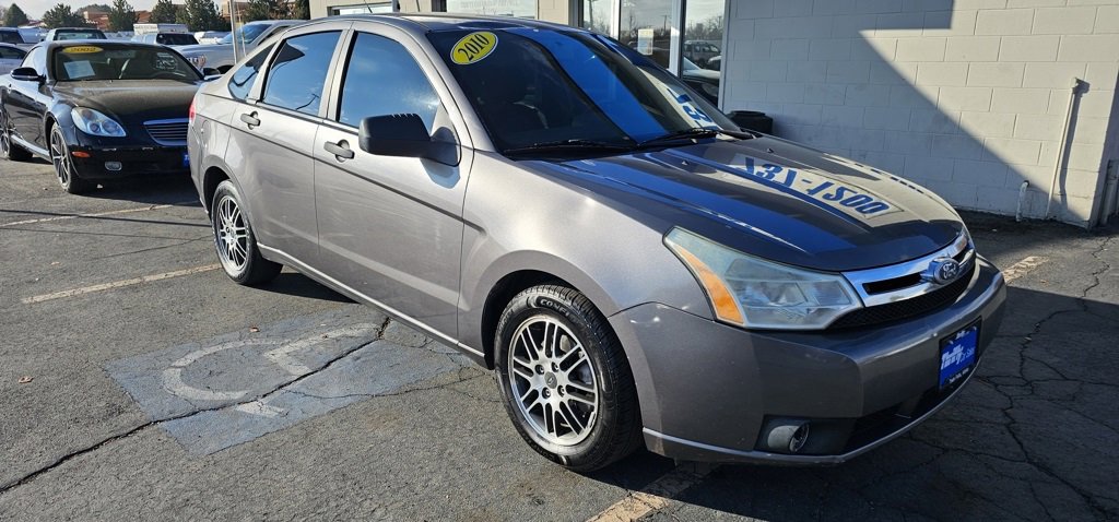 Used 2010 Ford Focus SE