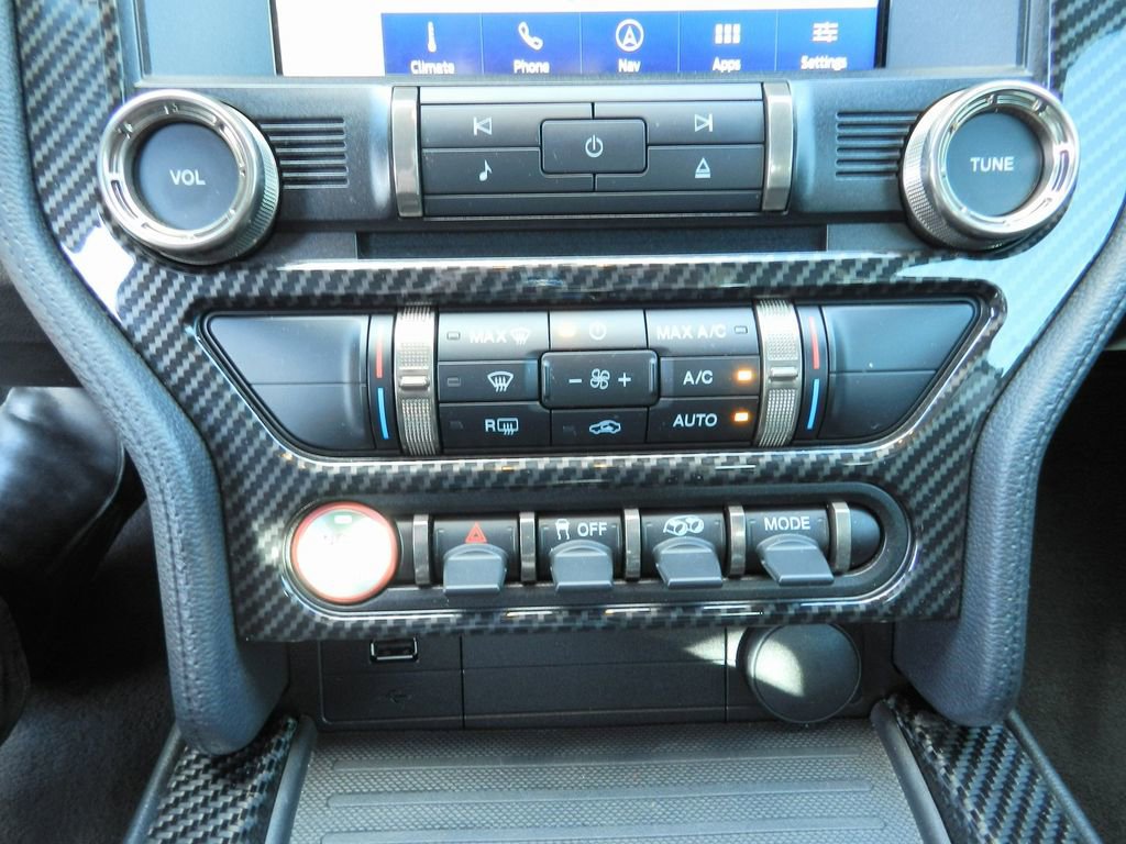 Used 2022 Ford Mustang Shelby GT500 w/ Carbon Fiber Track Pack image 24