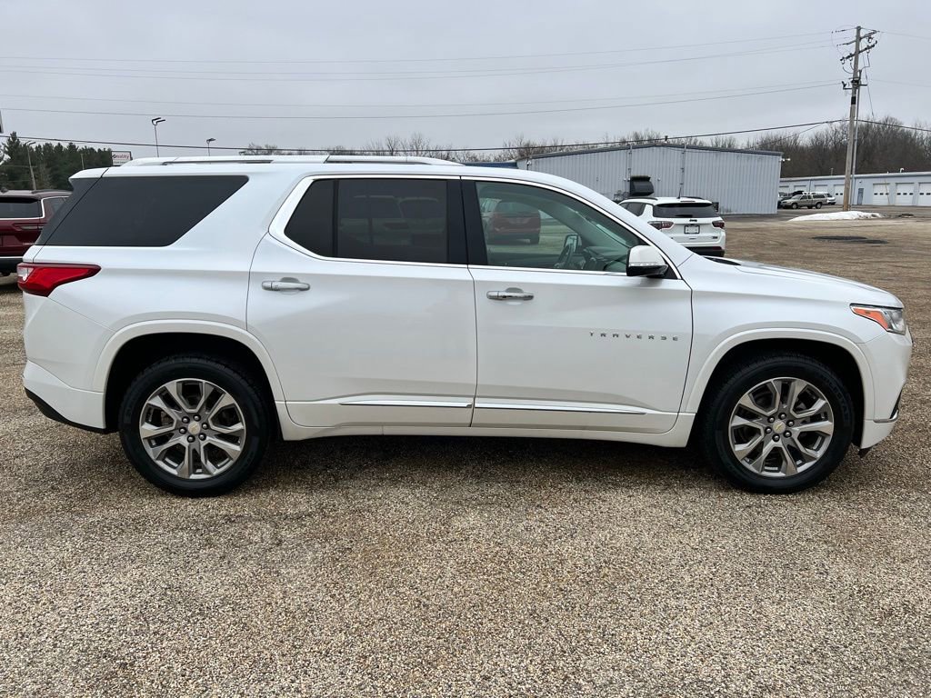 Used 2019 Chevrolet Traverse Premier w/ Driver Confidence II Package image 4