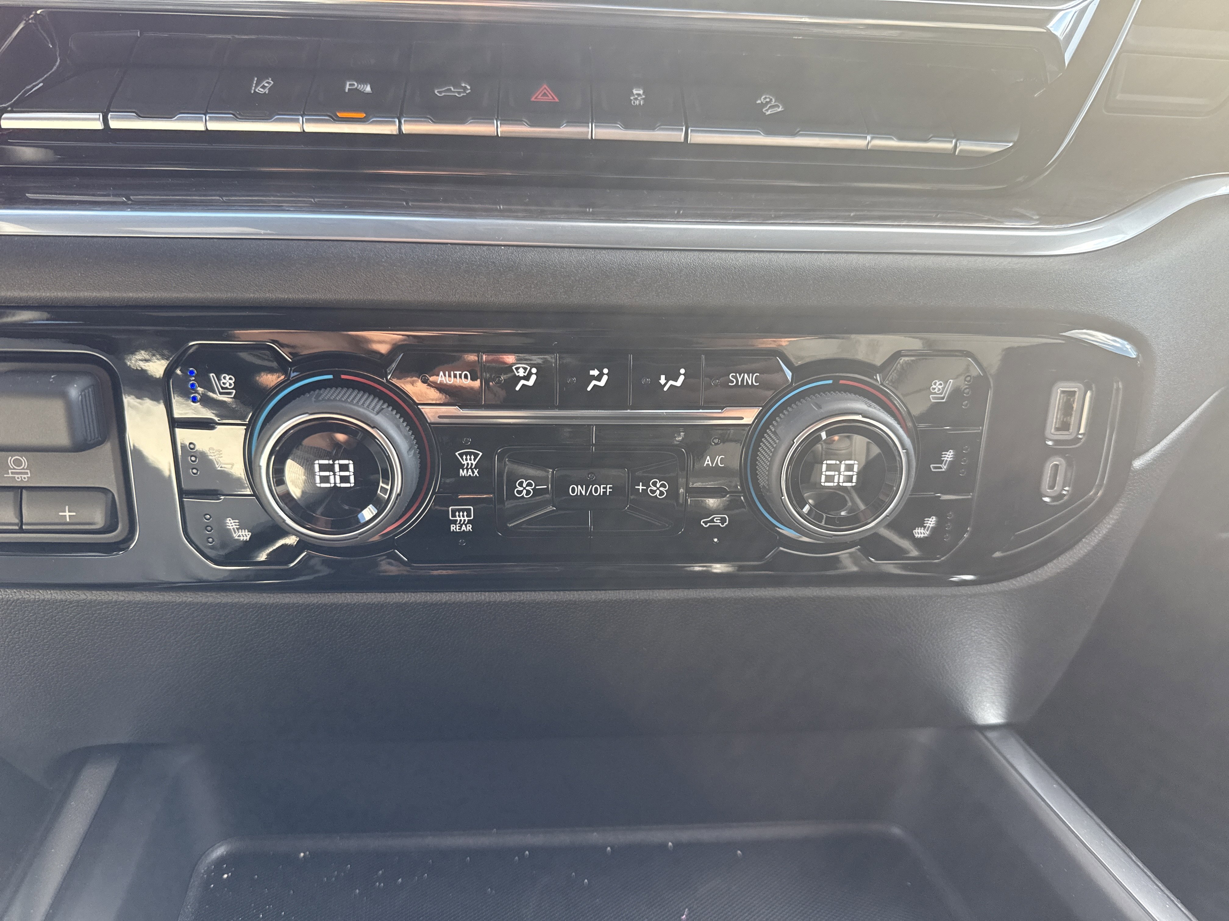 New 2026 Chevrolet Silverado 2500 LTZ w/ Trail Boss Package image 28