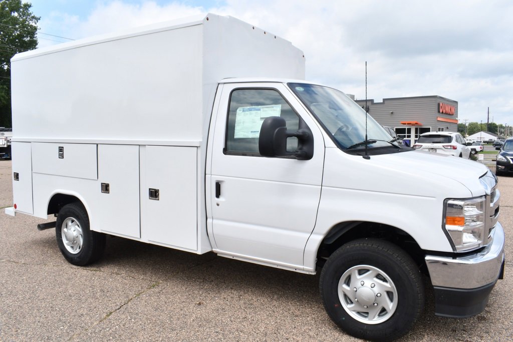 New 2026 Ford E-350 and Econoline 350 Super Duty w/ Power Equipment Group image 5